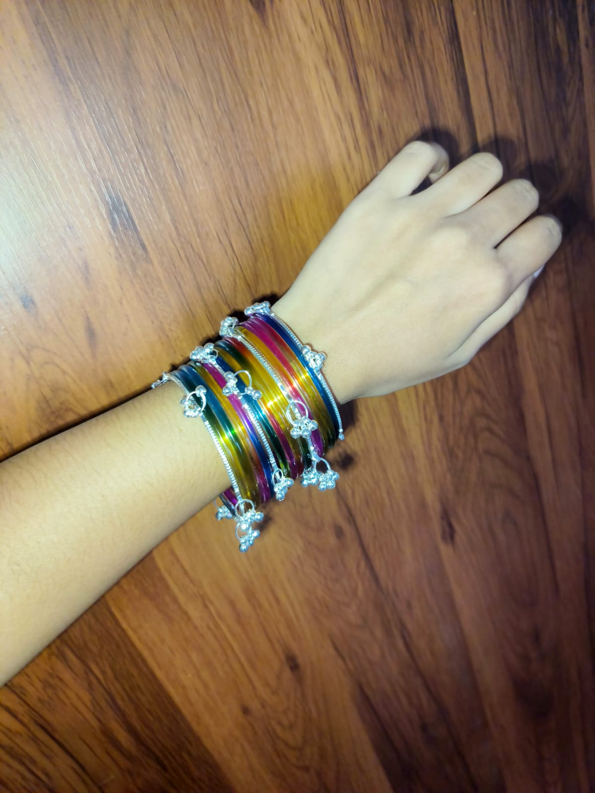 Multicolor Designer Glass Bangles set