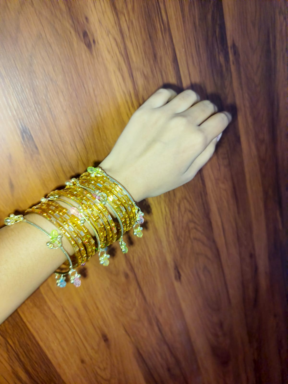 Elegant Golden  Bangles Set