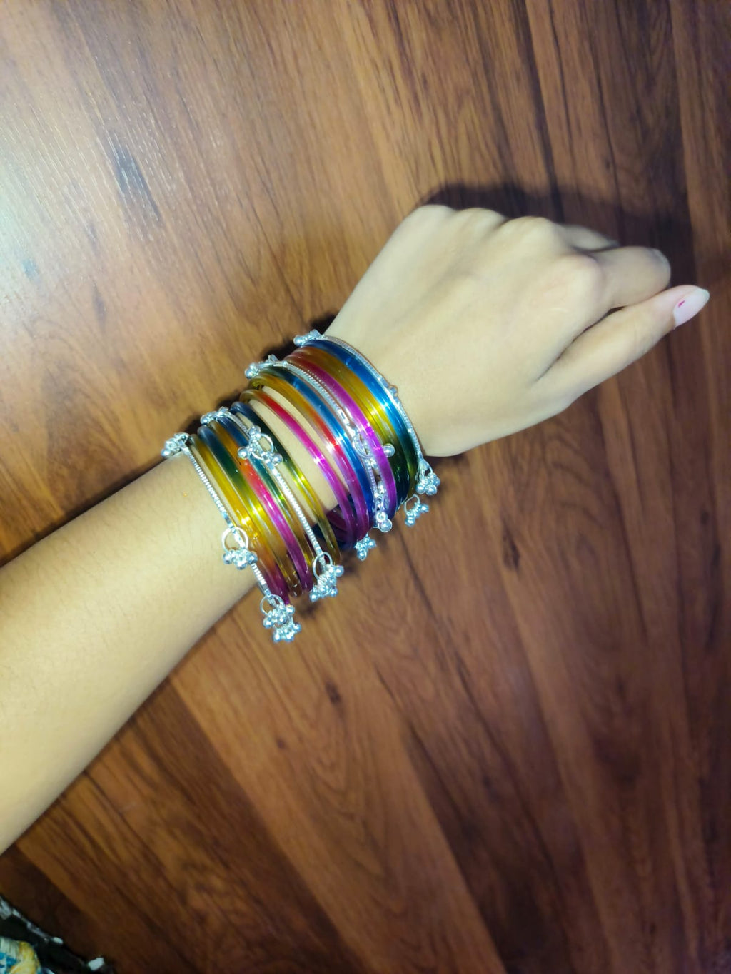 Multicolor Designer Glass Bangles set