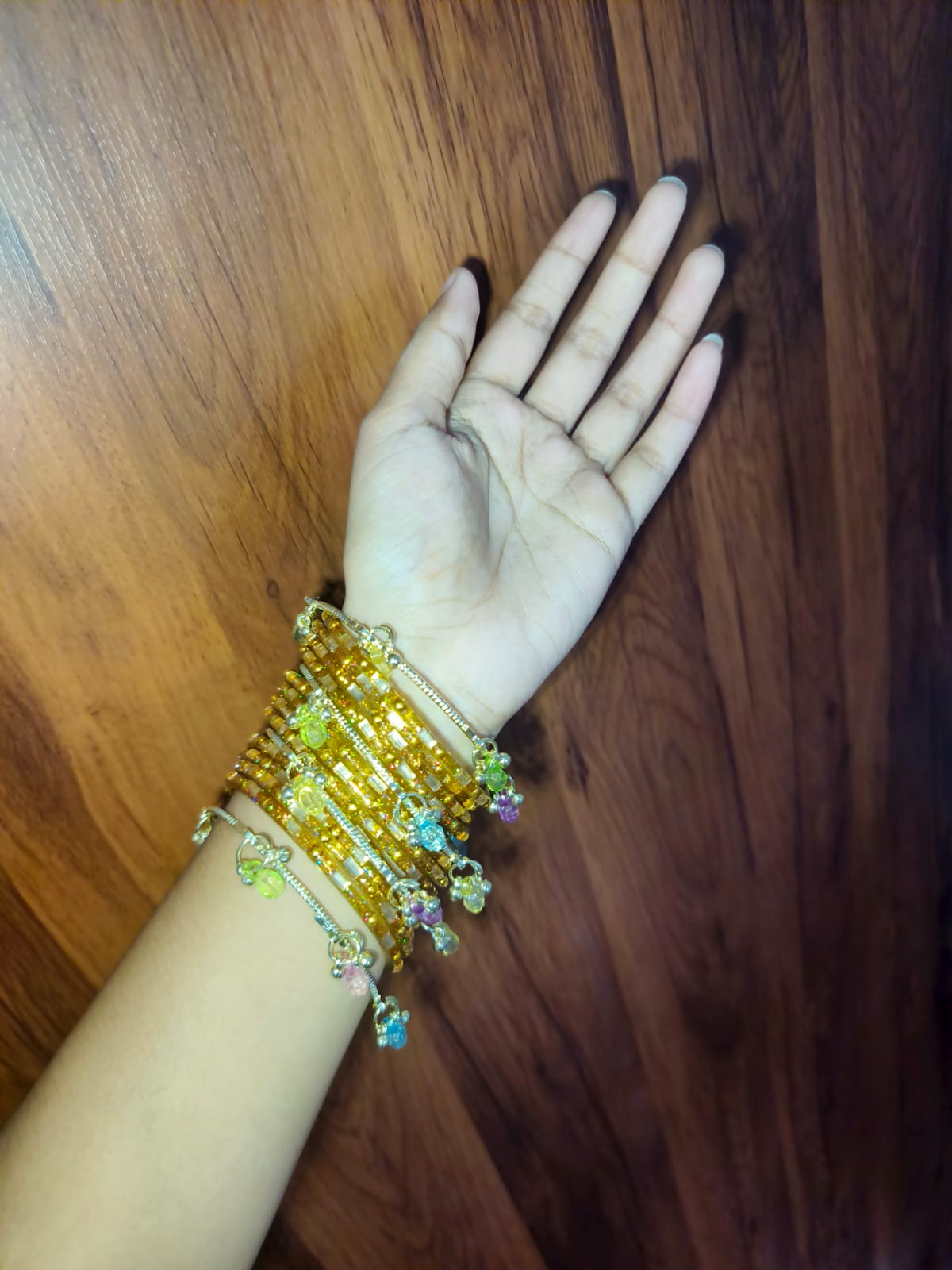 Elegant Golden  Bangles Set