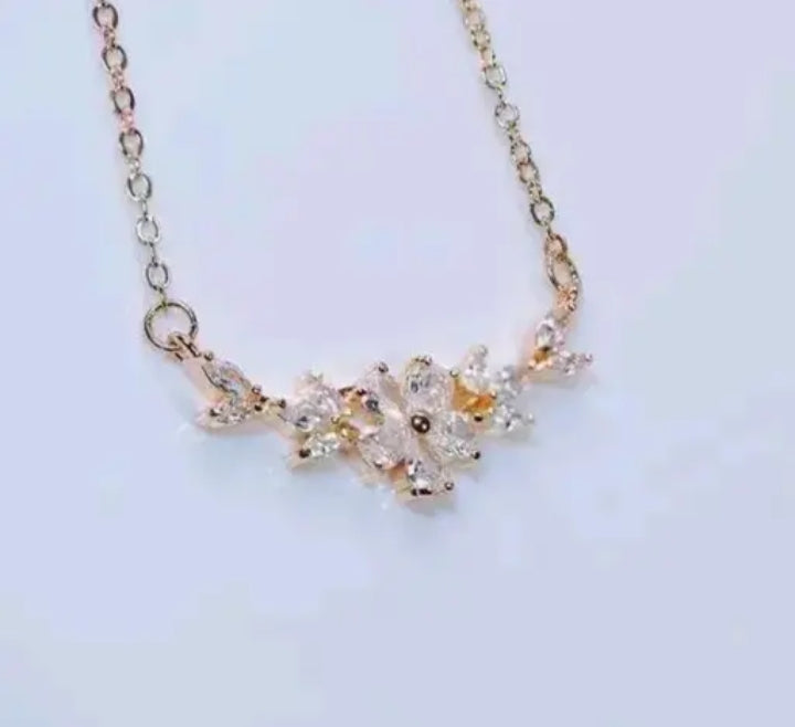 Cubic Ziroconia / American Diamond